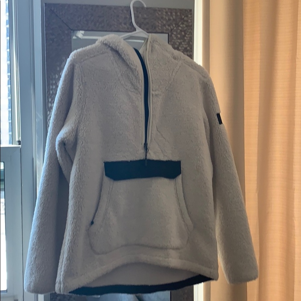 Worn north face Sherpa quarter zip
